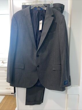 Ralph Lauren Gray Two-Button Men's Suit